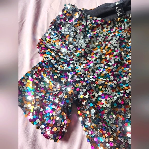 Top - Picture 2 of 4